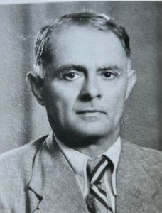 עמרם חזנוב: לגדול בעברית בגדרה