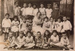 רחל שטאכר ותלמידיה בזיכרון יעקב, 1926